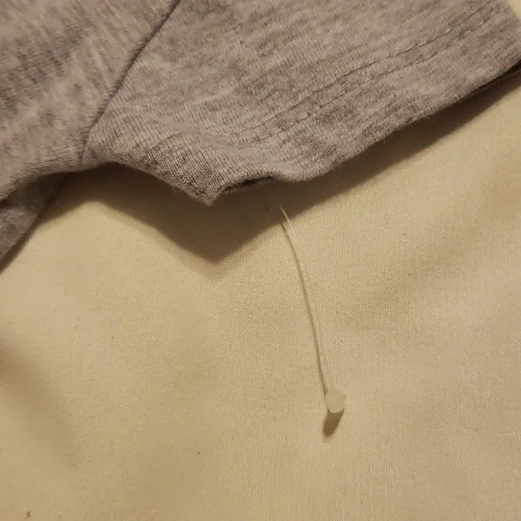 DKNY 0-3month onsies nwt - Picture 5 of 7